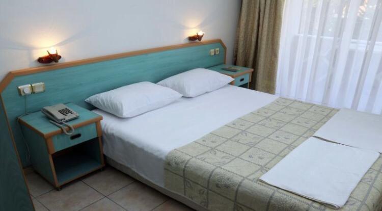 Delfin Otel Газипаша Екстериор снимка